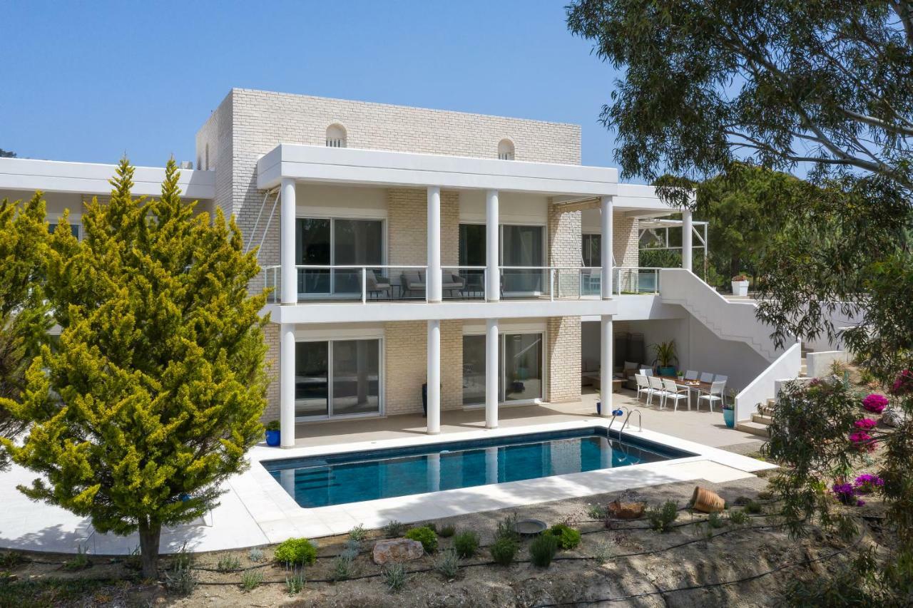Villa Hilltop Luxury *