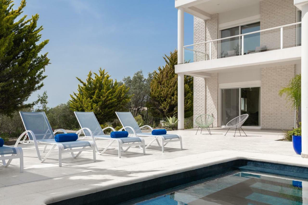 Villa Hilltop Luxury *
