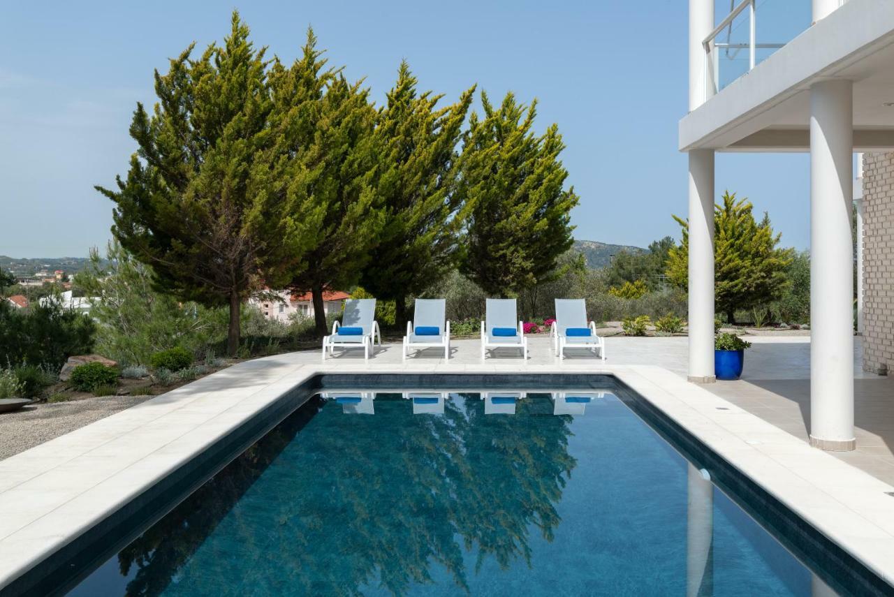 Hilltop Luxury